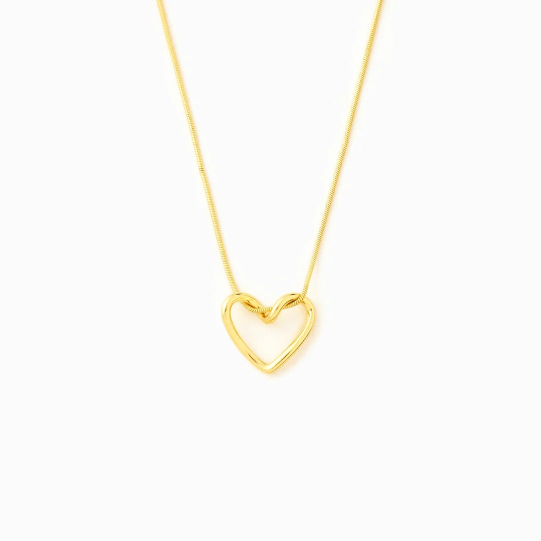 TO MY BEST FRIEND - A HEART OF GOLD - MINIMAL HEART PENDANT NECKLACE