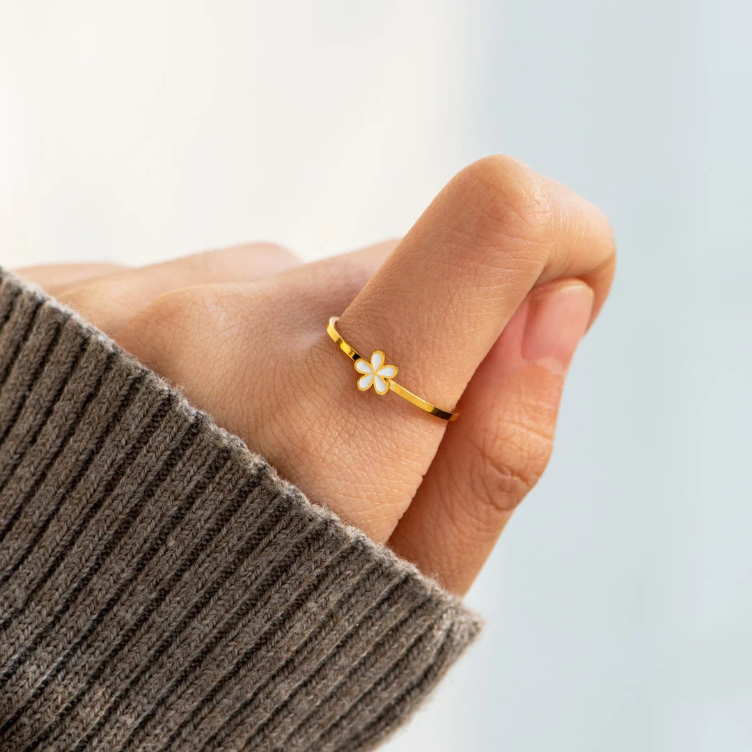 MY BEST FRIEND - FRIENDSHIP THAT WILL STAND FOREVER - FLORAL SIMPLICITY RING