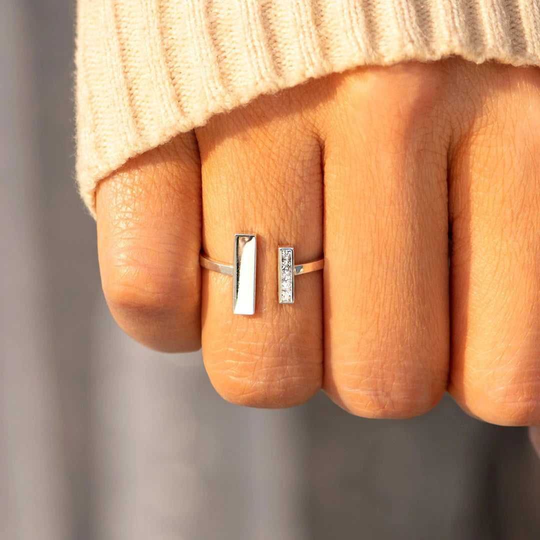 THROUGH THICK AND THIN - MOTIVATIONAL MODERN MINIMALIST GEOMETRIC RING