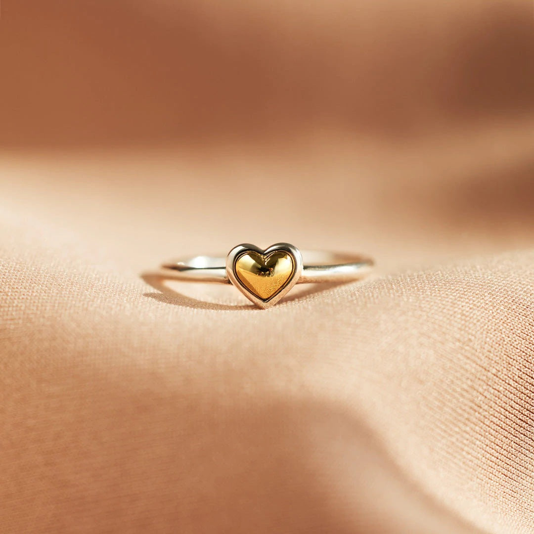 MOM - YOUR HEART IS A SPECIAL PLACE - GOLDEN HEART RING