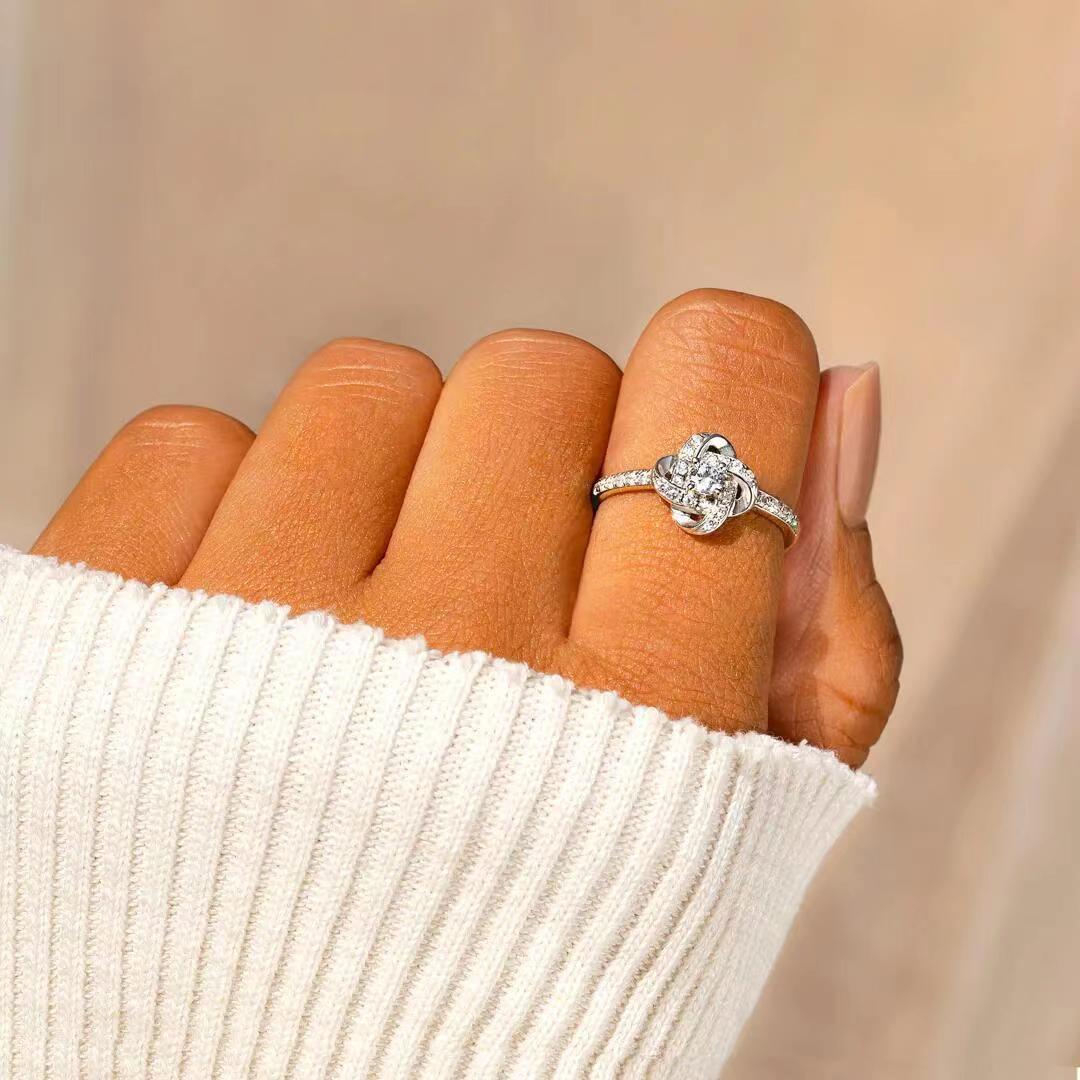 A TRUE FRIENDSHIP - JOURNEY WITHOUT AN END - DIAMOND KNOT RING