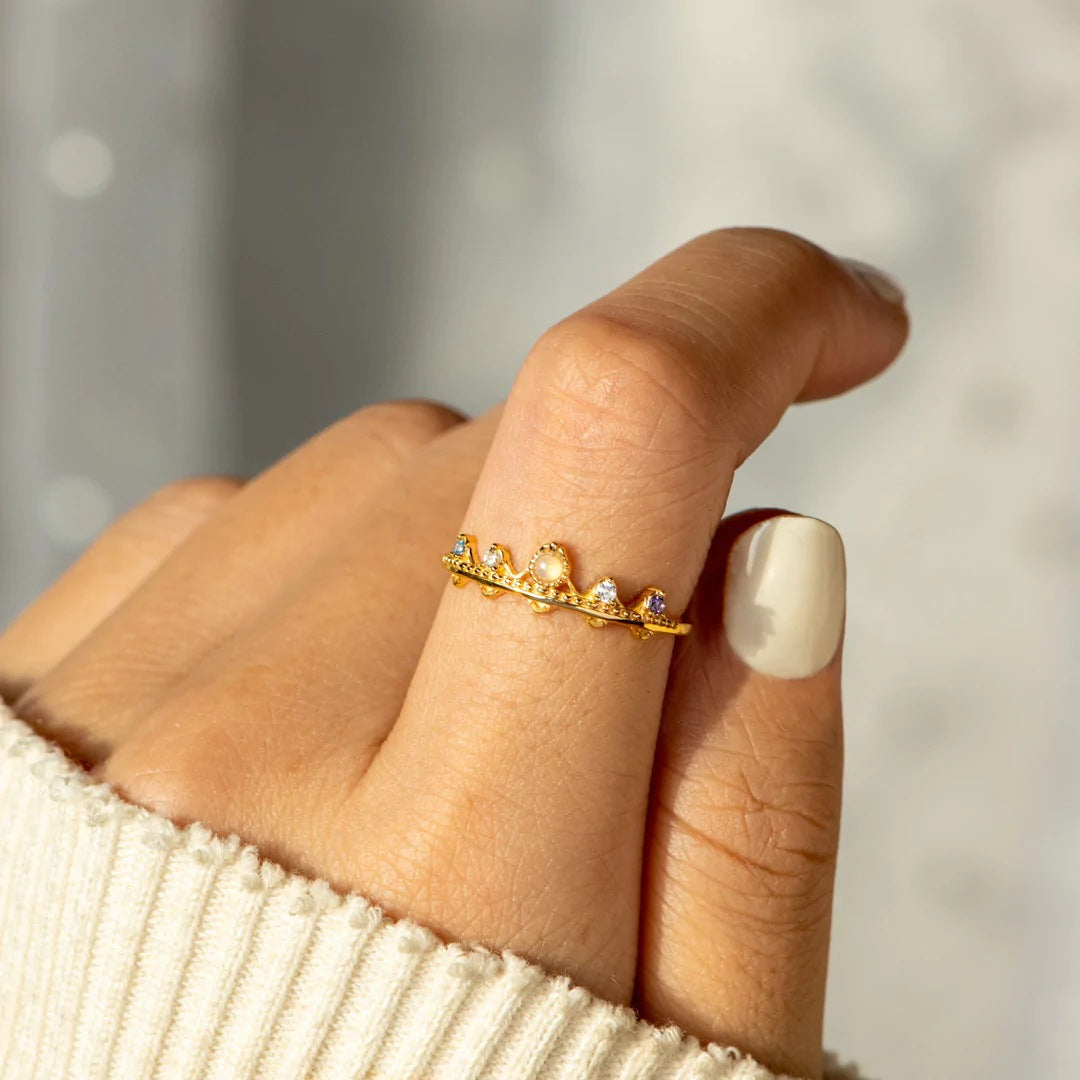 OCTOBER GIRL - STRAIGHTEN YOUR CROWN - REGAL CROWN MIDI RING