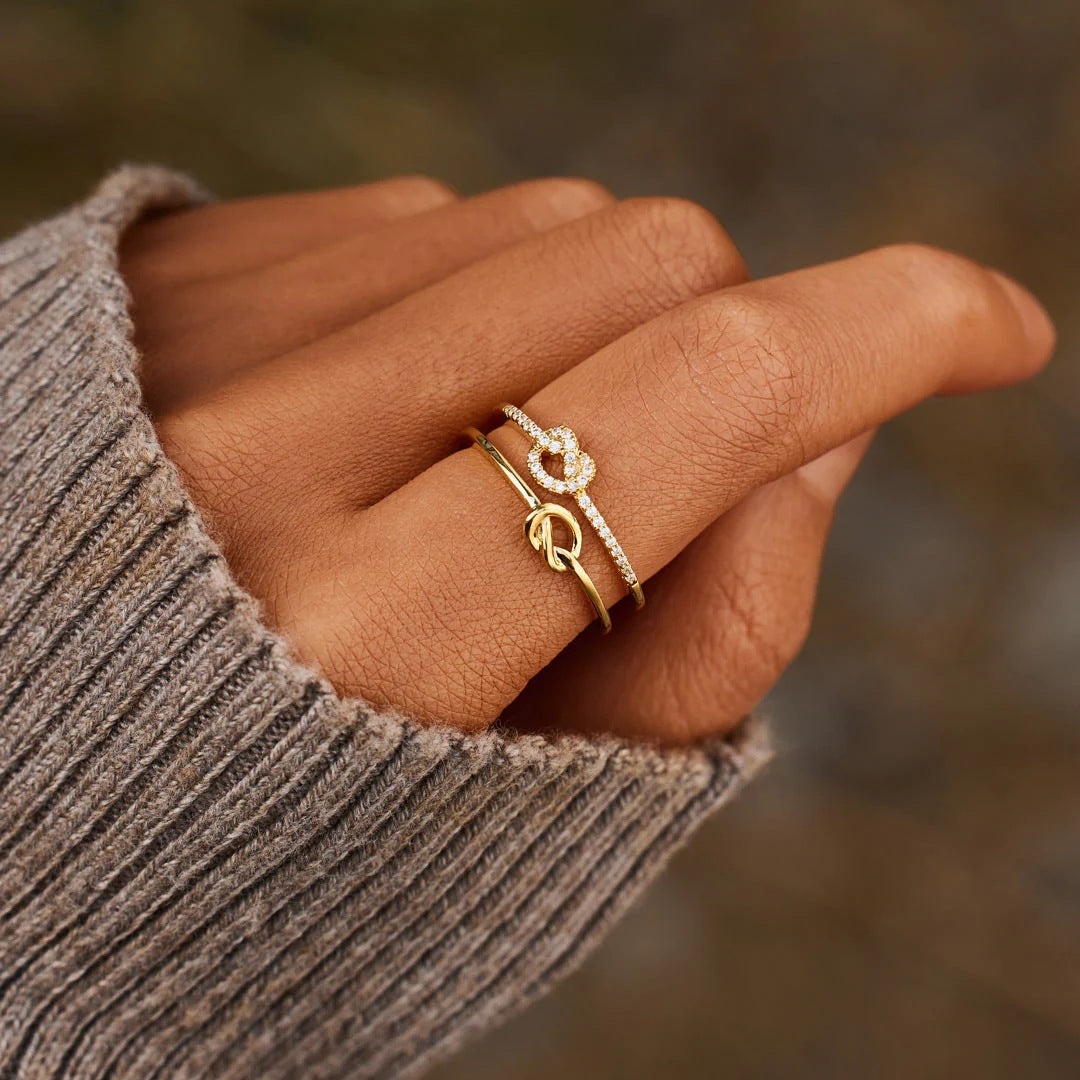 MY WIFE - EVERYDAY SEEMS BEAUTIFUL - GOLDEN KNOT ELEGANCE RING SET