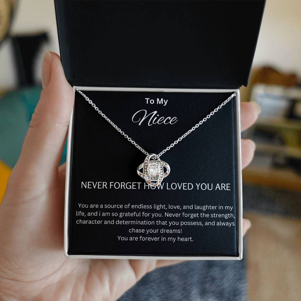 To My Niece - Chase Your Dreams - Love Knot Necklace