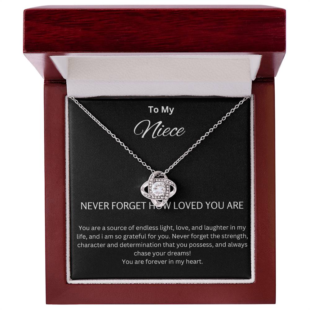 To My Niece - Chase Your Dreams - Love Knot Necklace