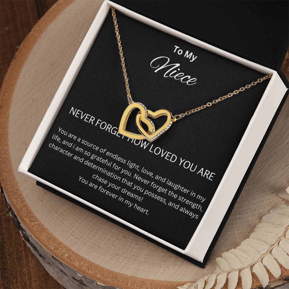 To My Niece - Chase Your Dreams - Interlocking Hearts Necklace